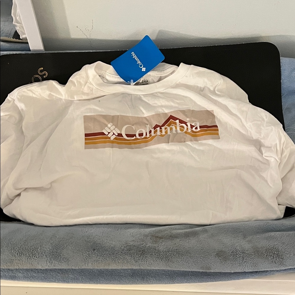 Columbia Men's White Tee with Striped Mountain Graphic